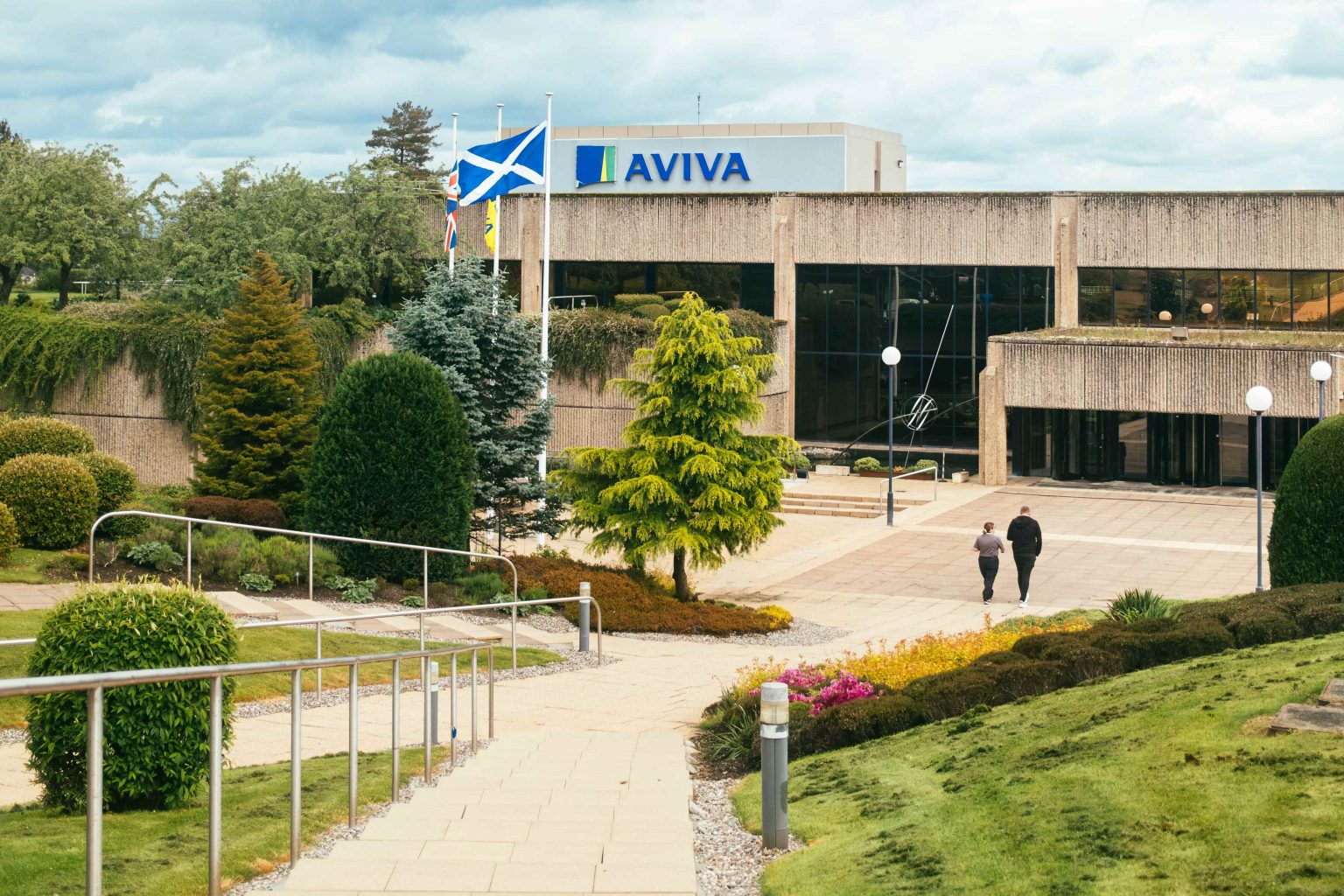 Claims graduate pathway · Aviva Careers